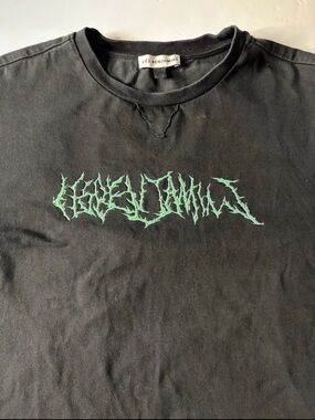 Les Benjamins Men’s Black Short Sleeve Tee with Green Graphic